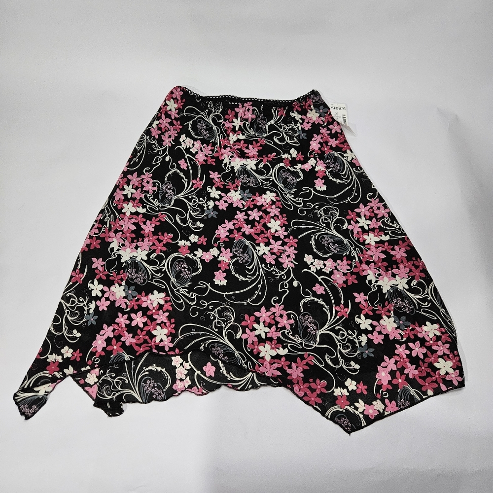NWT Vintage Fashion Bug Hankerchief Floral Skirt Large